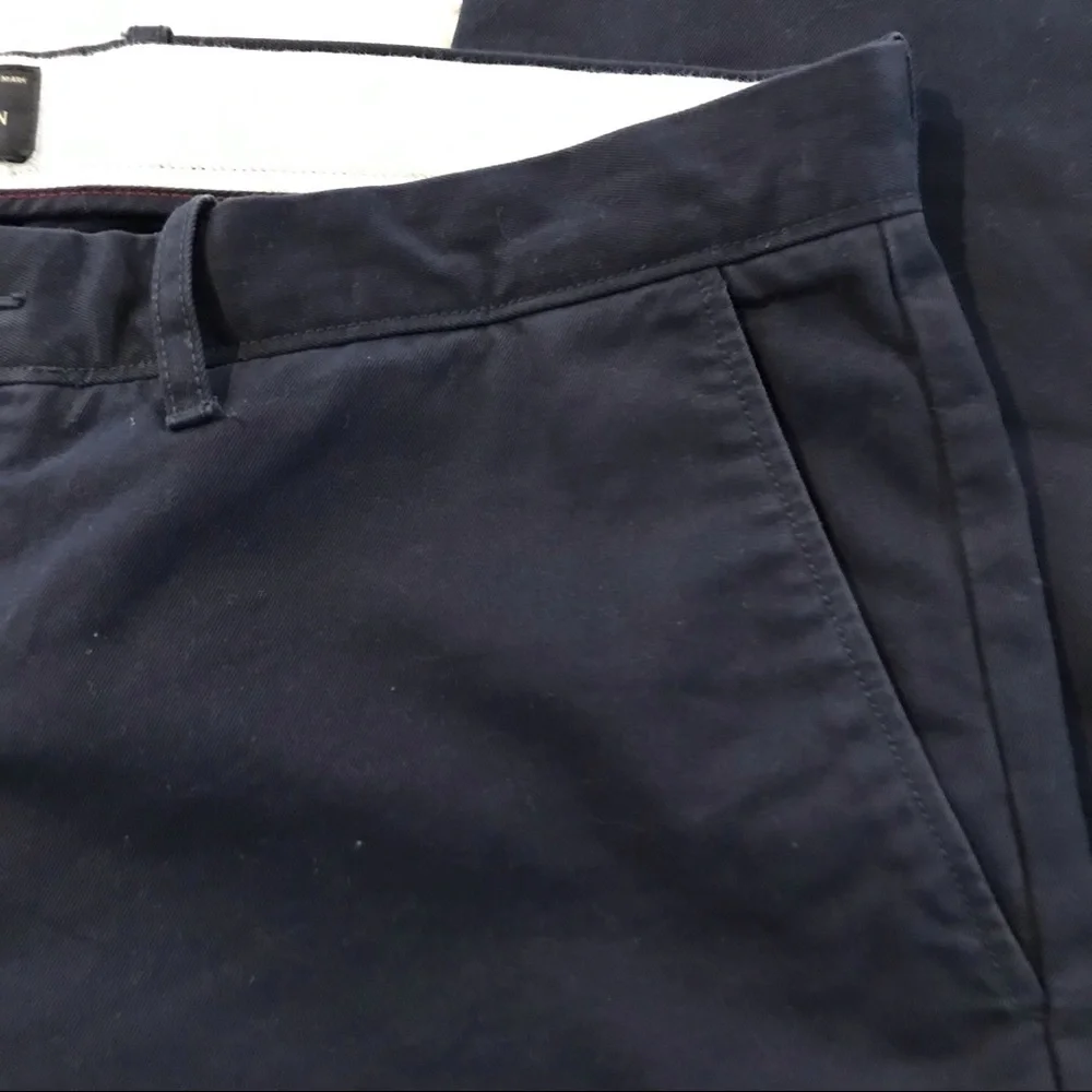 🚤J CREW Navy Blue Khakis